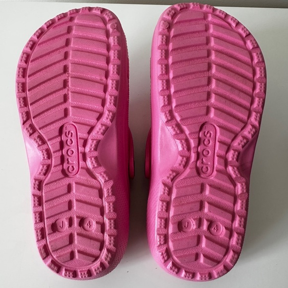CROCS Pink Fleeced Line - size 4J - Picture 5 of 5